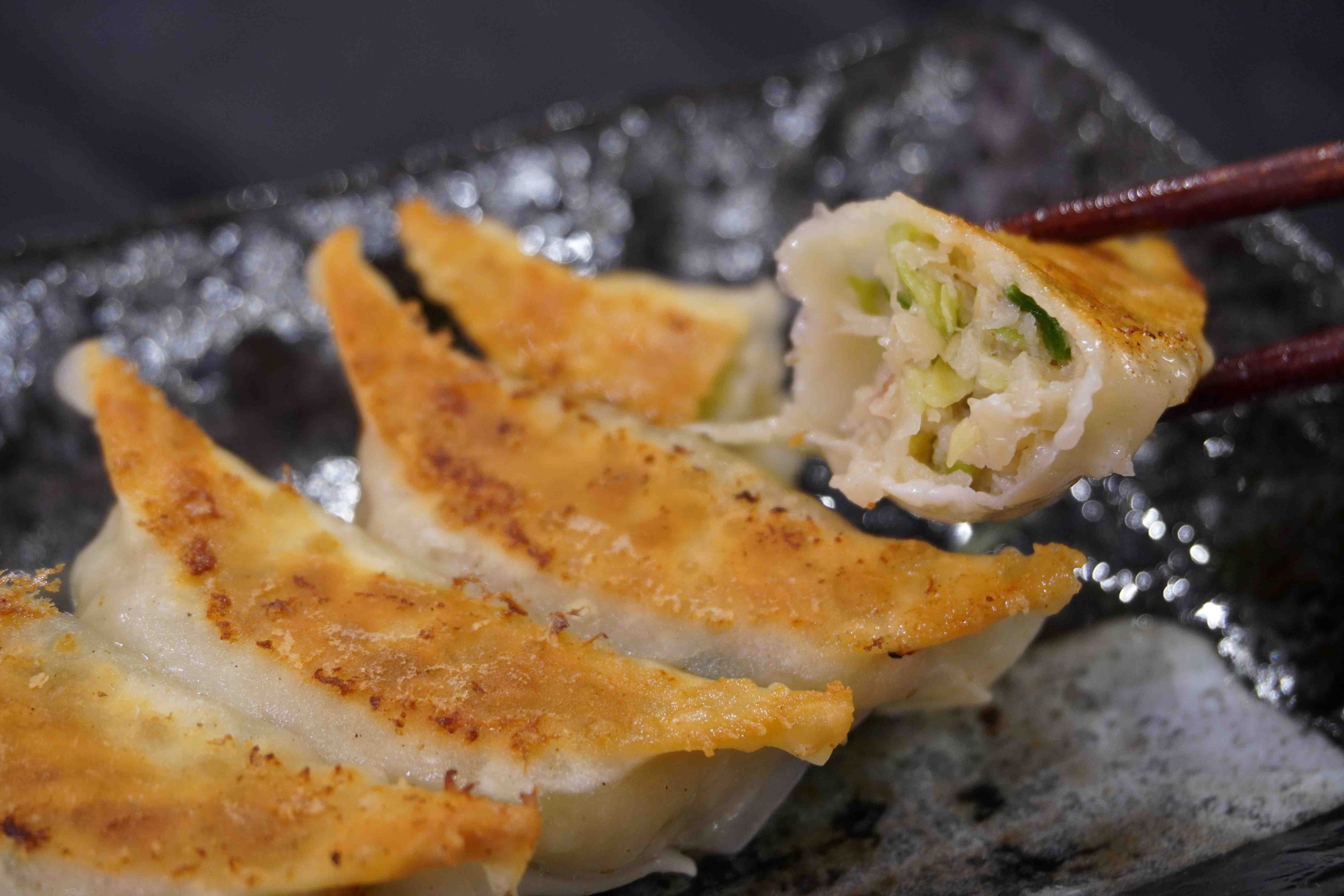 浜松餃子(浜松餃子専門店 うまいもん空海)